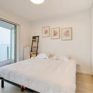 Apartment The Waves, Ostende